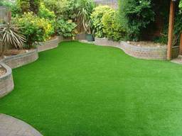 The benefits of using natural grass for your garden