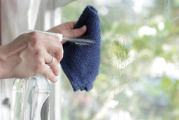 Top tips for cleaning glass surfaces in the home