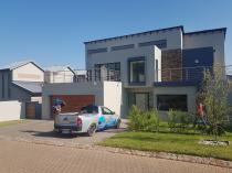 Waterproofing &amp; roof repairs Randburg CBD Roof water proofing _small