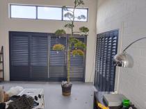 ALUGLAS SHUTTERS AND TRELLIS St Helena Bay Shutter Installation 3 _small