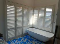 ALUGLAS SHUTTERS AND TRELLIS St Helena Bay Shutter Installation 2 _small
