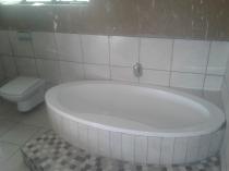 Normal pricing on weekends Randburg CBD Bathroom Basins &amp; Sinks 4 _small