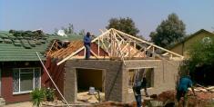 WE ARE A COMPANY WITH EXPERIENCED STAFF MEMBERS. NO JOB IS TOO BIG OR TOO SMALL GIVE US A TRY AND YOU WILL SEE? BRICK LAYING PAINTING PLUMBING T Fourways Bricklayers 3 _small