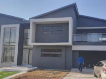 10% Discounts Johannesburg CBD Builders &amp; Building Contractors 2 _small