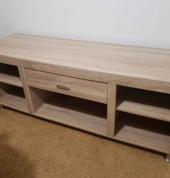 Free standing tv stands