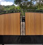 Balu insert Sliding Gate