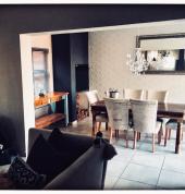 Pigs Can Fly Interiors Waterkloof Wallpaper Contractors 2_small