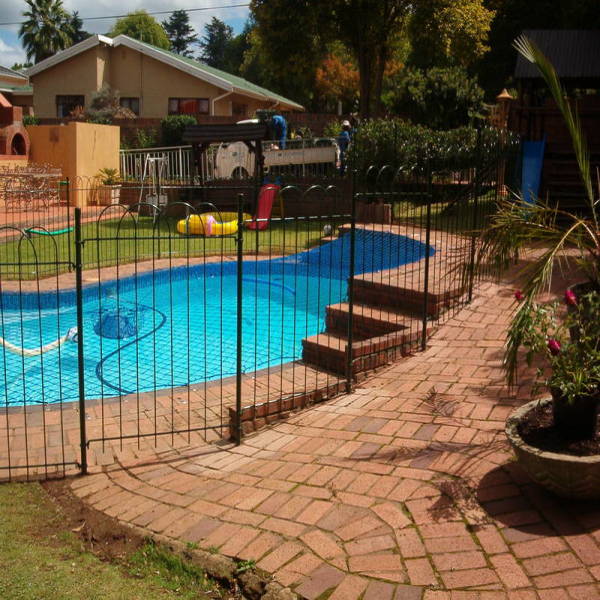 Winter discounts. Westmead Pool Fencing _small