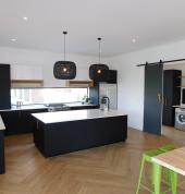 Modern Kitchen & Stone countertops in Brettenwood Estate - Coastline Projects & Kitchens