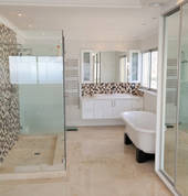 HDI: Kitchens & Bathroom Renovations Cape Town Cape Town Central Kitchen Cupboards & Countertops 2_small