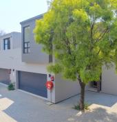 marchitec building construction Sandhurst Builders & Building Contractors 7_small