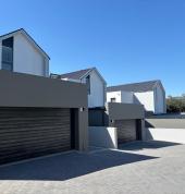 Your Phenomenal Builders Edgemead Builders & Building Contractors 15_small