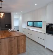 newly build Kitchen with quartz tops
