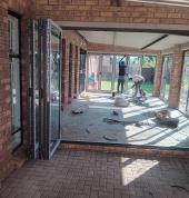 PAYNE ALUMINIUM WINDOWS AND DOORS Midrand CBD Aluminium Doors 1_small