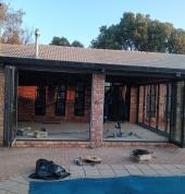 PAYNE ALUMINIUM WINDOWS AND DOORS Midrand CBD Aluminium Doors 2_small