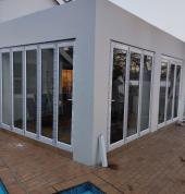 PAYNE ALUMINIUM WINDOWS AND DOORS Midrand CBD Aluminium Doors 3_small