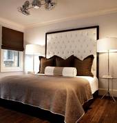 Roman Blind,  Laminate Flooring and Deep Buttoned Headboard
