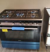 Gas stove with extended pipe run.