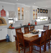 ProReno (PTY) Ltd Centurion Central Kitchen Cupboards & Countertops 3_small