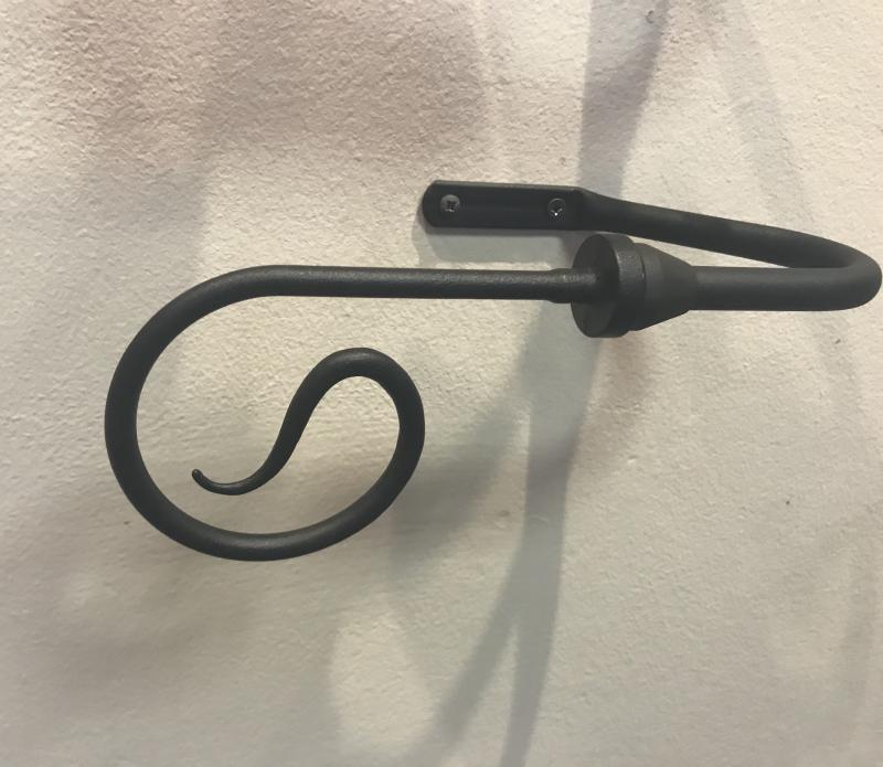 Dorado Curtain rods and Blinds Curtain Installation Specialists