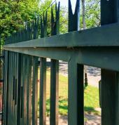 Palisade fencing for security