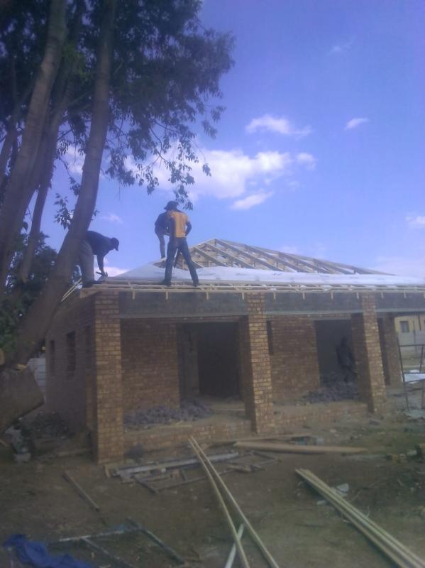 RR HERBST CONSTRUCTION Builders & Building Contractors