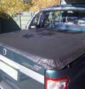 Tonneau cover for bakkies