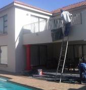 HOT POT PAINTS AND ALLUMINIUM Windsor Glen Painters 2_small