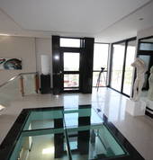 House Radclife Estate - Foyer - Waterkloof