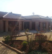 Kuhlula and annabella construction and project pity ltd Soweto CBD Aluminium Windows 3_small
