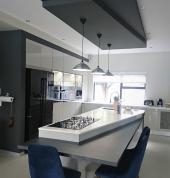 Modern grey & white kitchen
