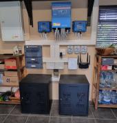 10 kVA Victron with 28 KW Pylontech batteries