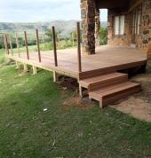 unfinished verander deck with ballastrades