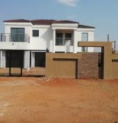 Lutha construction Fourways Builders & Building Contractors 1_small