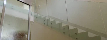 Floating Glass (side mount)