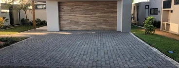 We offer a guarantee on all our workmanship Durban North CBD Paving Installation