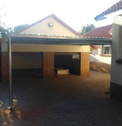 R13 500.00 for double carport Roodepoort CBD Wooden Gates