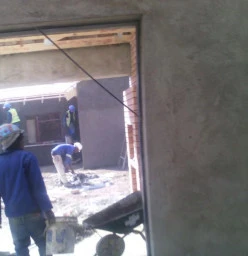 Our workmen on site, ensuring that any type of Project is delivered On-Time, and On-Budget.