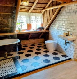 Look at this amazing bathroom makeover Moorreesburg Renovations