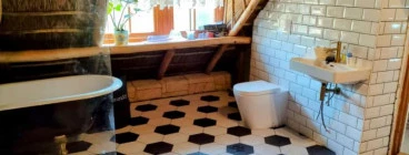 Look at this amazing bathroom makeover Moorreesburg Renovations