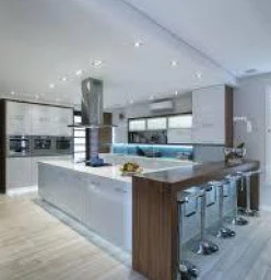 Modern High Gloss Kitchen