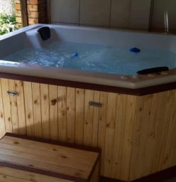 Jacuzzi's