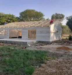 OVER LAPPING SLATES [BUILD UP WITH PERLINS