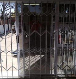 Sliding Trellis Installation