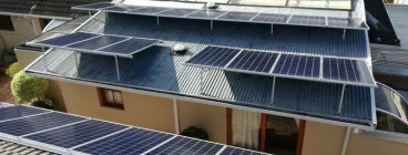 Le Bonheur guesthouse - Constantia : 12kwp 325w Canadian Solar panels + 2x 3phase 10kw Infinisolar hybrid inverters + 16x 12v 200ah Gel deep cycle batteries