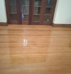 Sand and seal of solid wood Oregan flooring