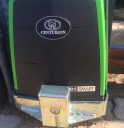 Centurion D5 Smart gate motor
