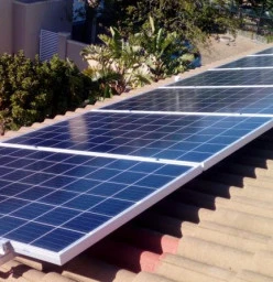 Off Grid Solar PV Array