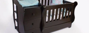 Sleigh convertor cot to full 3/4 bed + matching changer