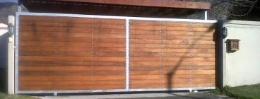 Wood Driveway Gates